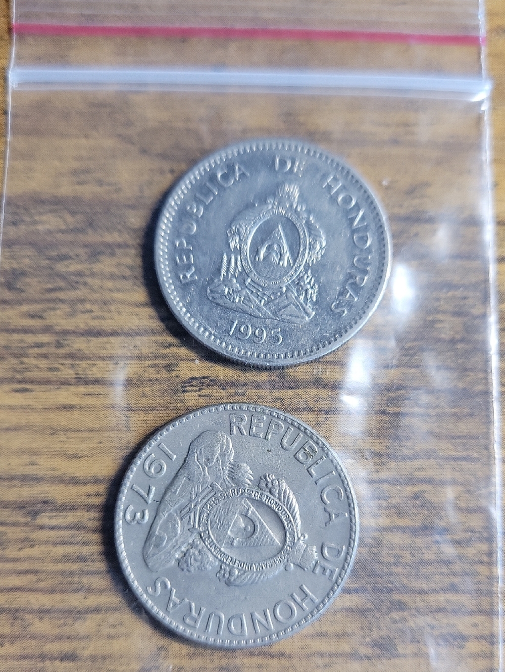 Honduras Commemorative Coins - Set of 2 Silver Tone